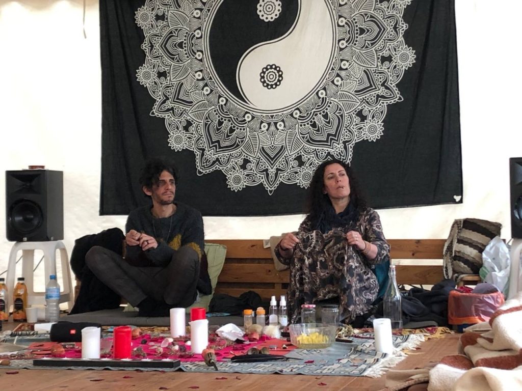 sebastian belacowsky terapia para artistas procesos creativos impulsa la creatividad traspasa obstáculos expresión desbloquea la creatividad desbloqueo corporal terapia transpersonal meditación respiración relajación arte música producción musical música y estados expandidos de consciencia ceremonia de apertura de corazón retiro terapia transpersonal asistida